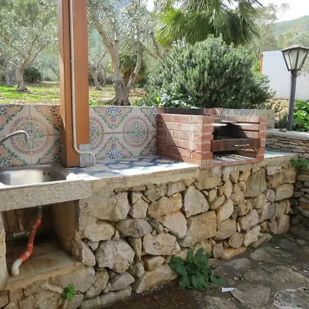 Un Tipico Baglio Siciliano Apartment *