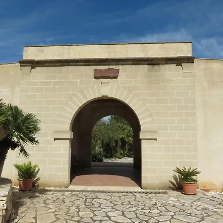 Un Tipico Baglio Siciliano * San Vito Lo Capo